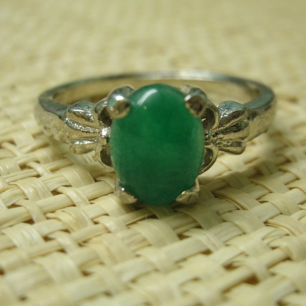 Sterling Silver Plated Green Agate Ring Bow Design
